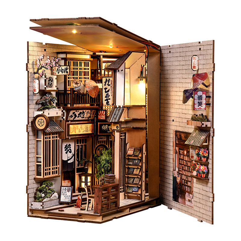 Cat special hut model