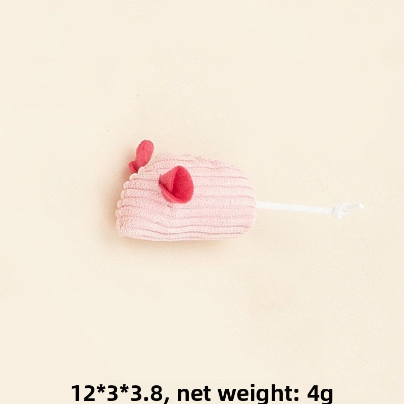 Cat toy: realistic plush mouse