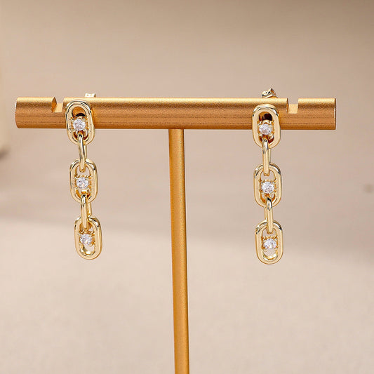 Niche Luxury Fashion Earrings – Trendy Designer-inspired Look