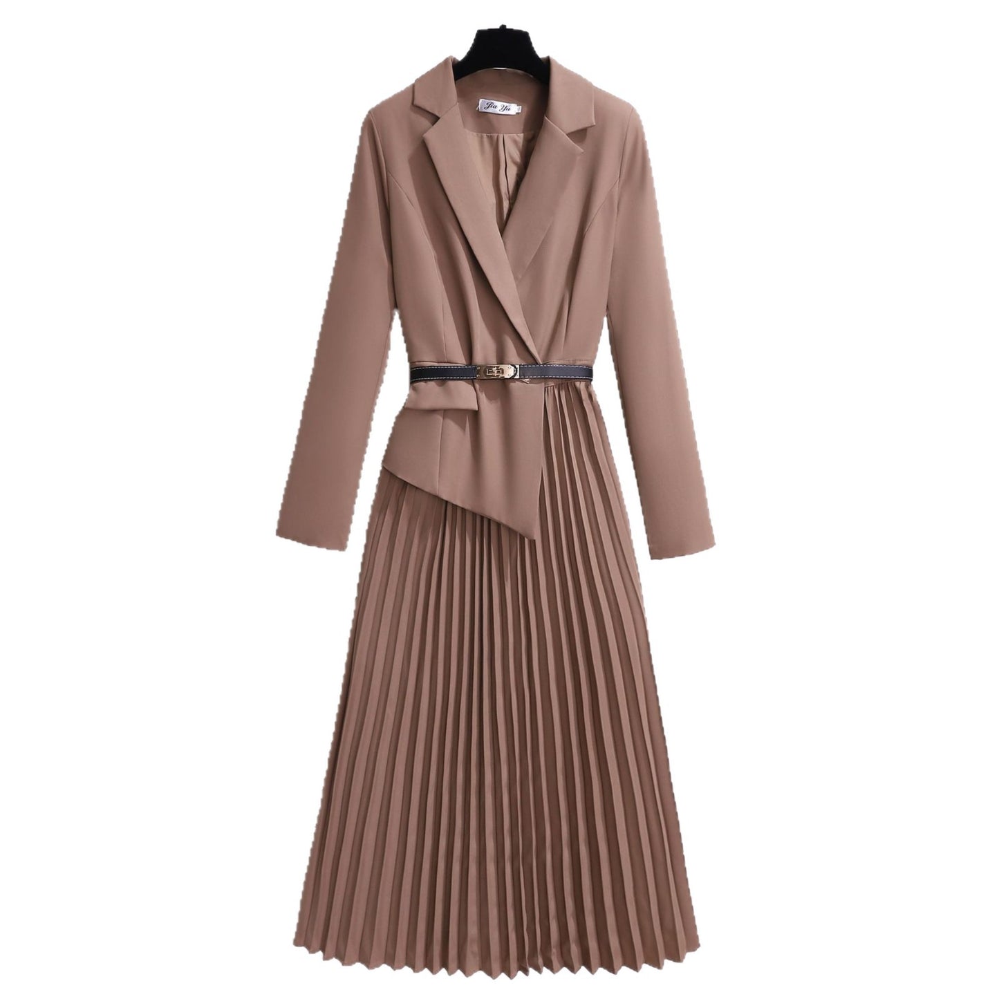 Suits with Pleated Dresses – Elegant, Stylish & Perfectly Tailored Outfit for Formal and Modern Fashion Looks