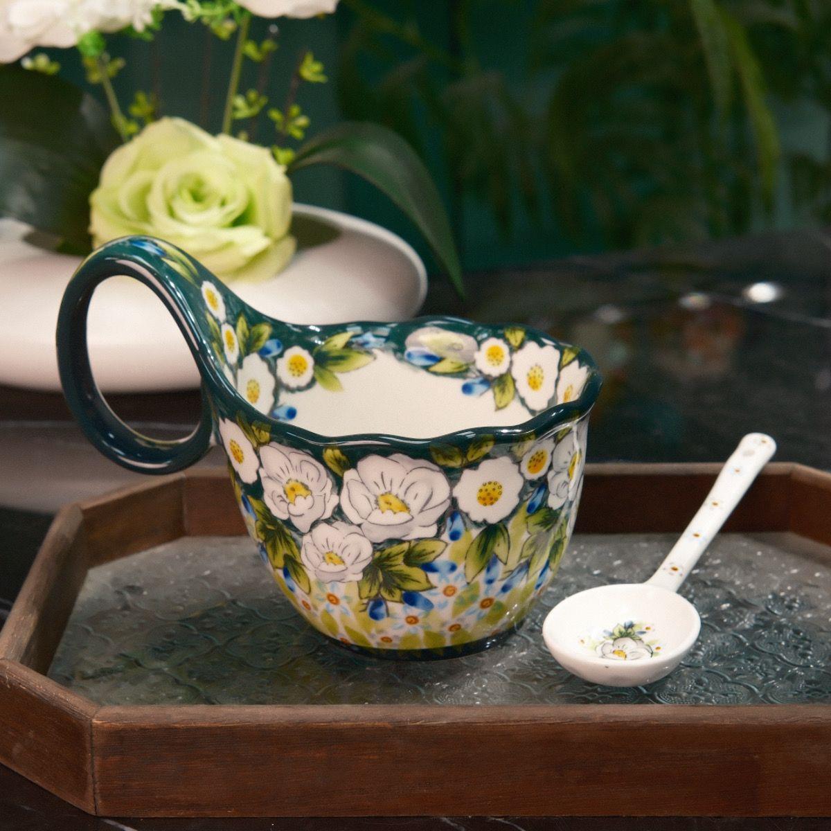 Ceramic coffee cup