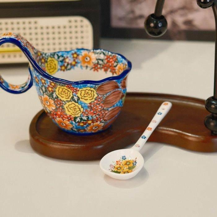 Ceramic coffee cup