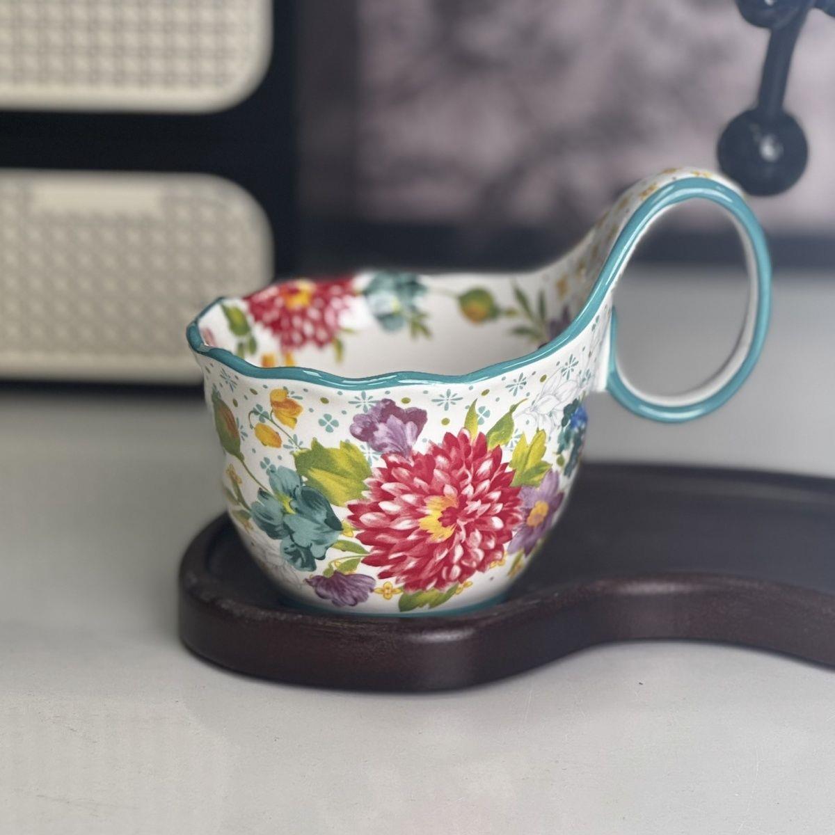 Ceramic coffee cup