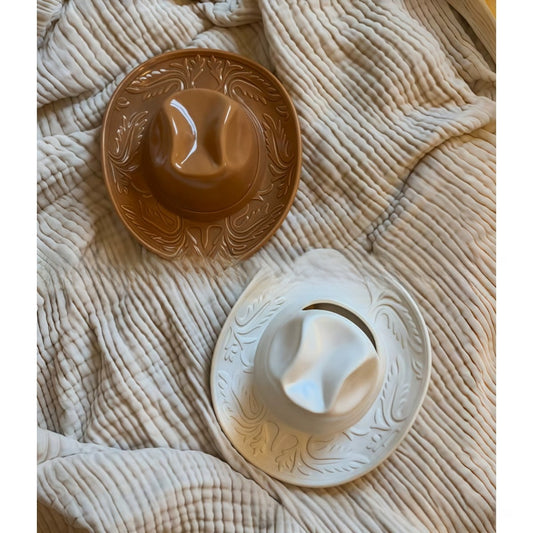 Ceramic cowboy hat infusion bottle