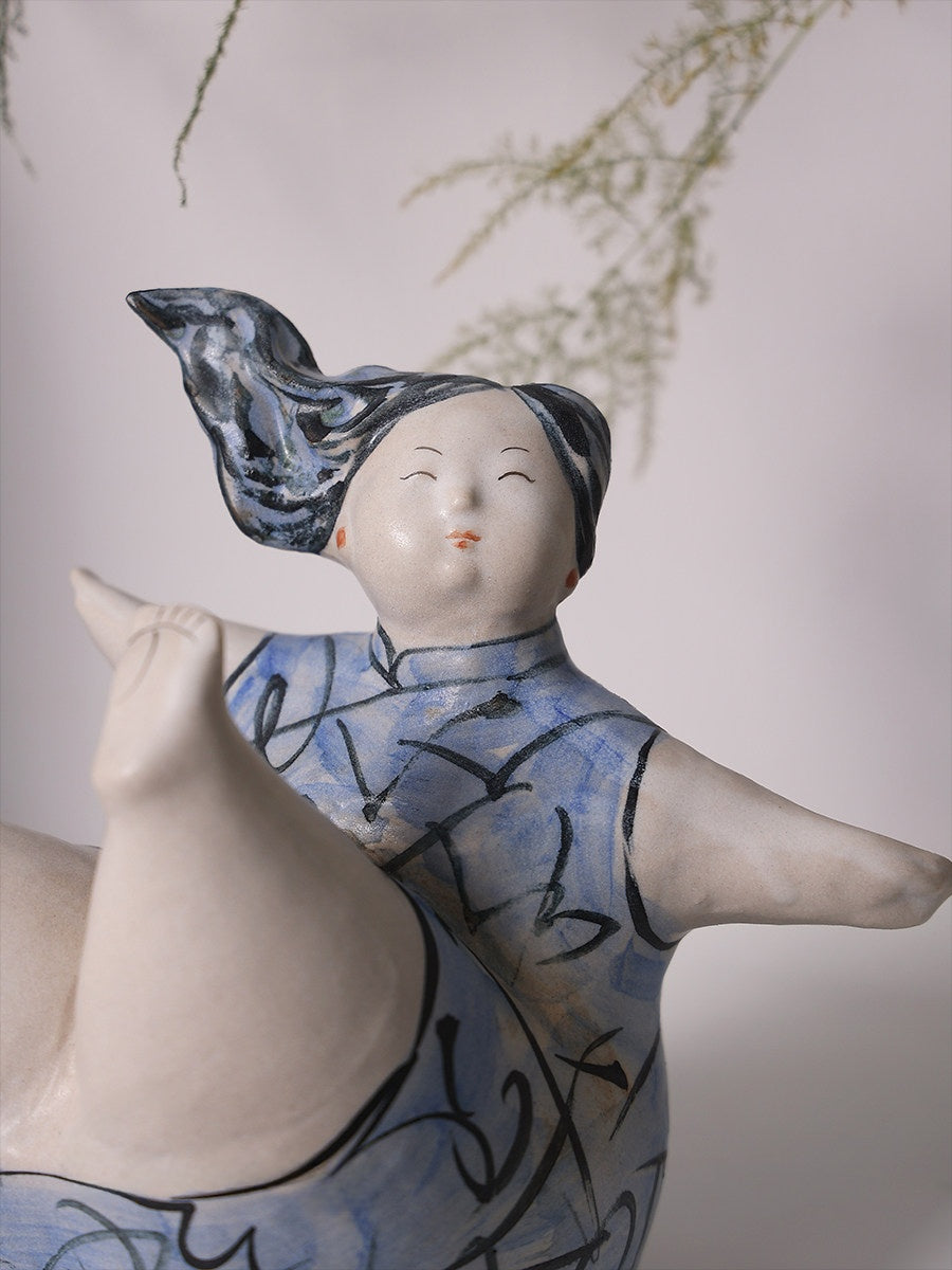 Ceramic figurine