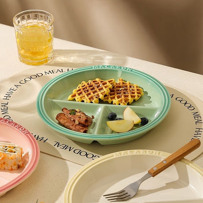 Ceramic grid-shaped dinner plate
