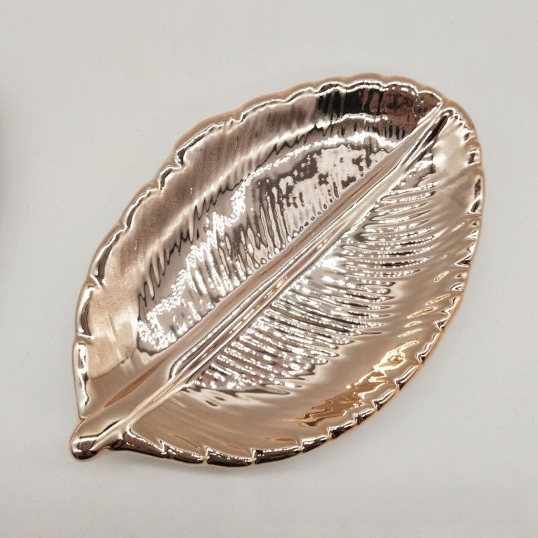 Ceramic leaf jewelry tray