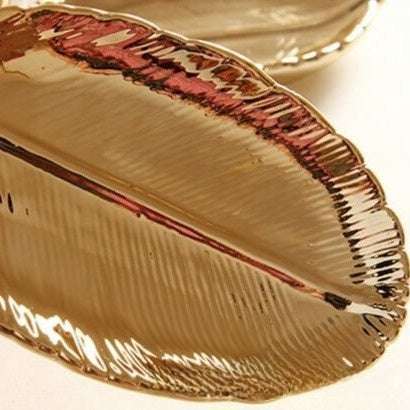 Ceramic leaf jewelry tray