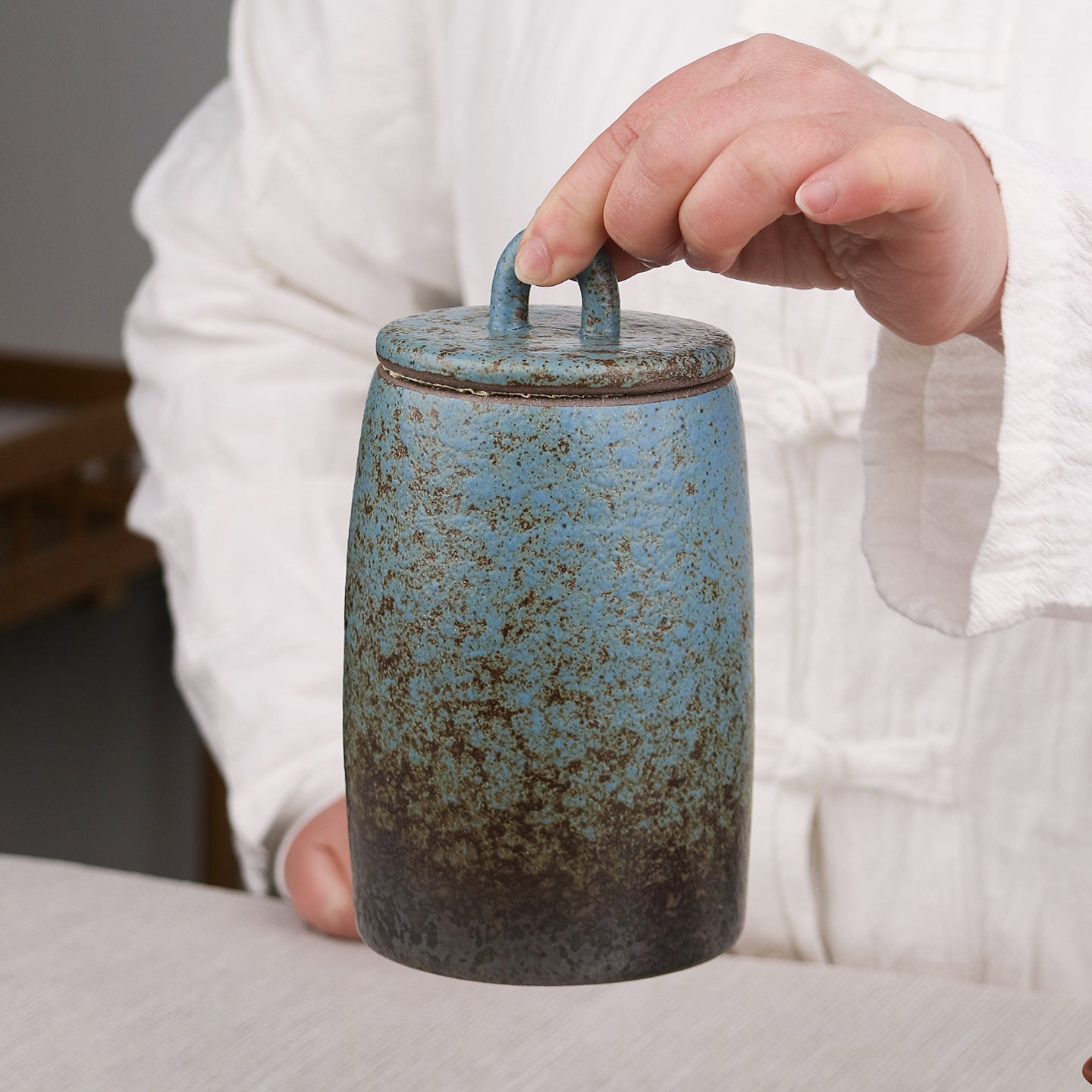 Ceramic sealed jar