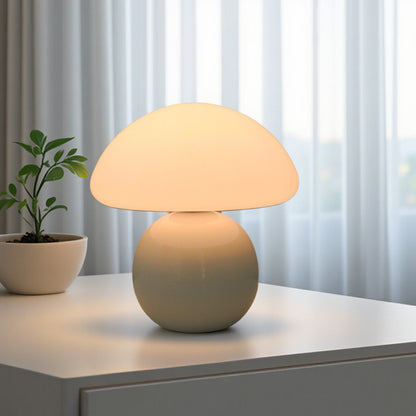 Ceramic table lamp