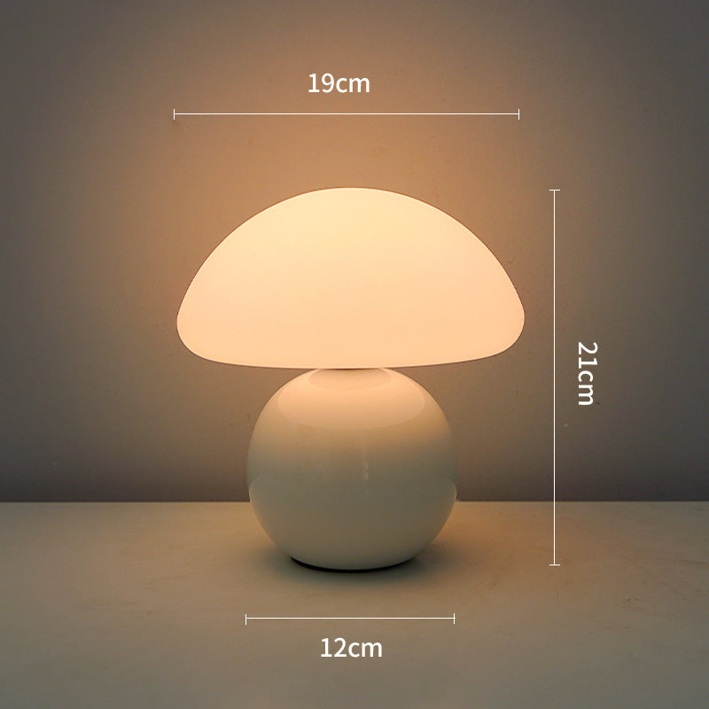 Ceramic table lamp