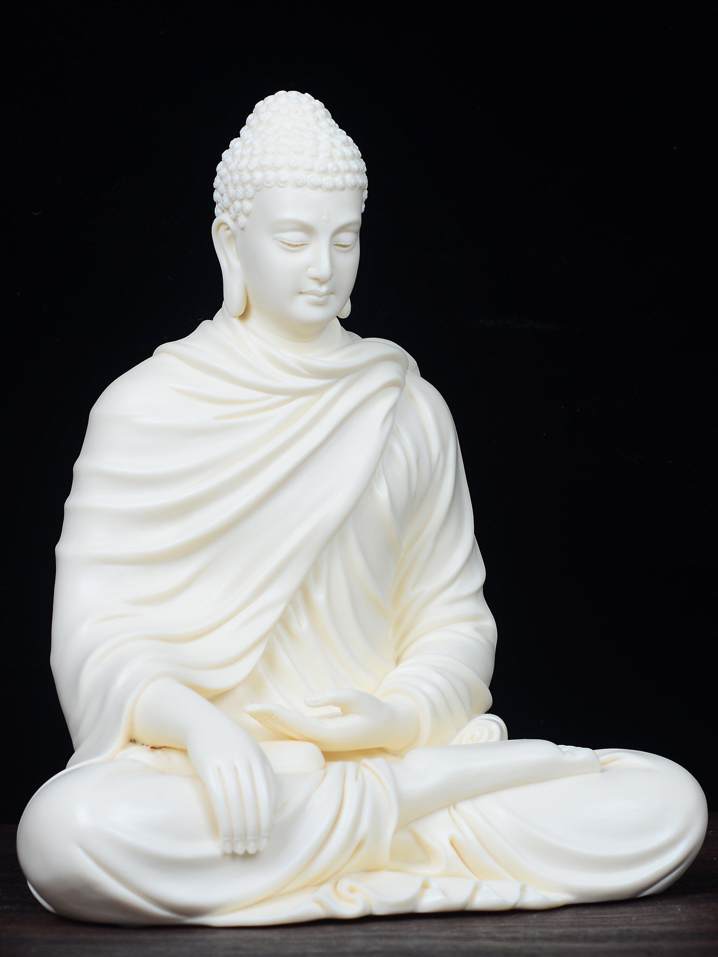 Ceramic Tathagata Buddha Figurine Home Decoration