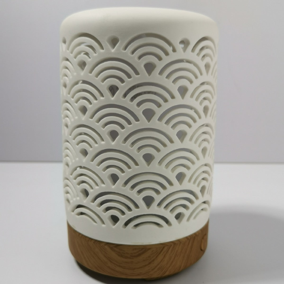 Ceramic Ultrasonic Aromatherapy Humidifier with Colorful LED Lights
