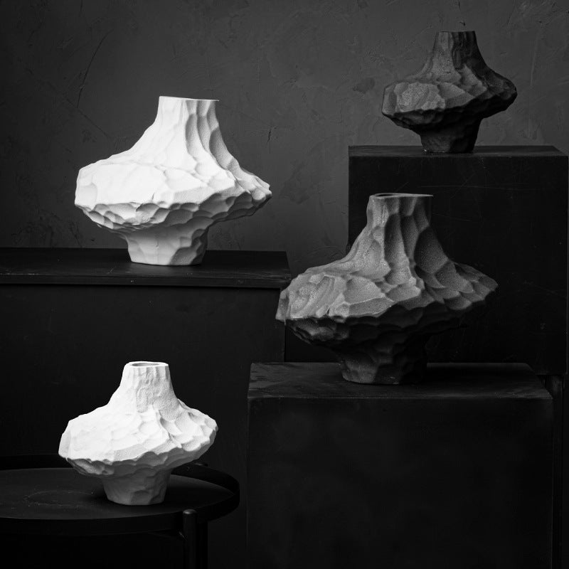 Ceramic vase - luxurious and high-end art piece