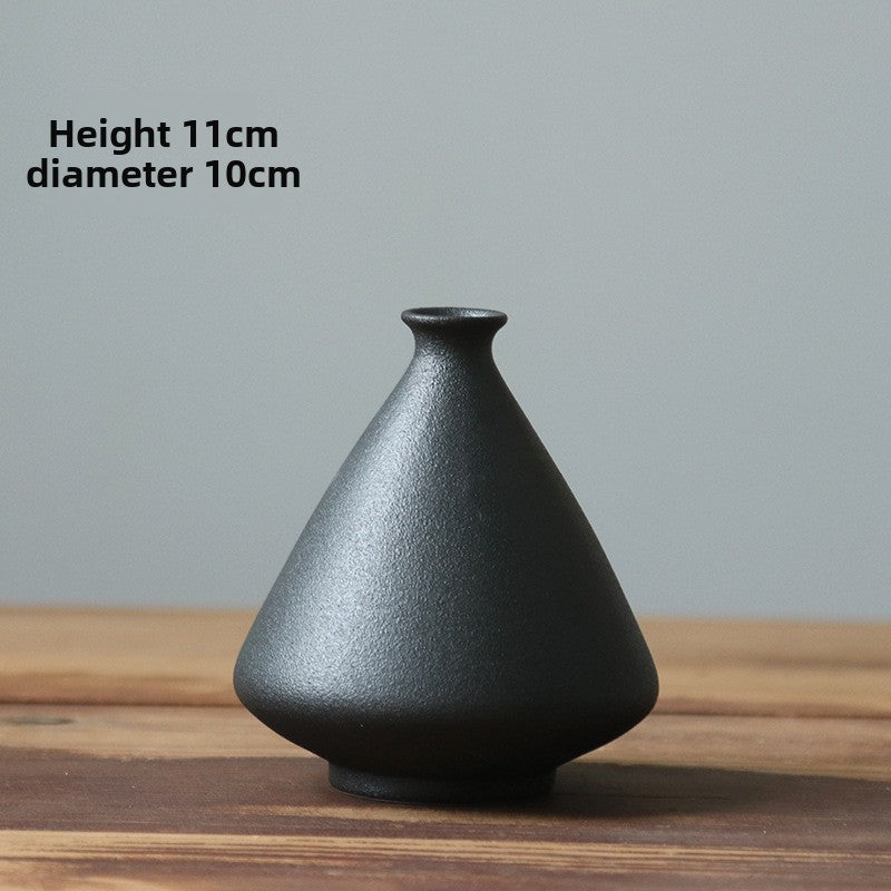 Ceramic vase