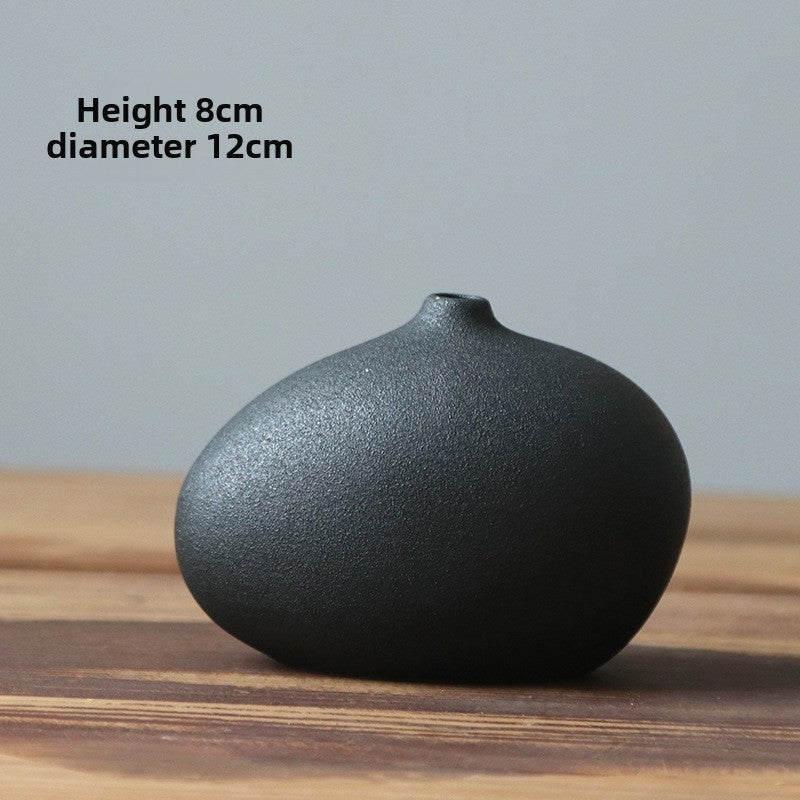 Ceramic vase