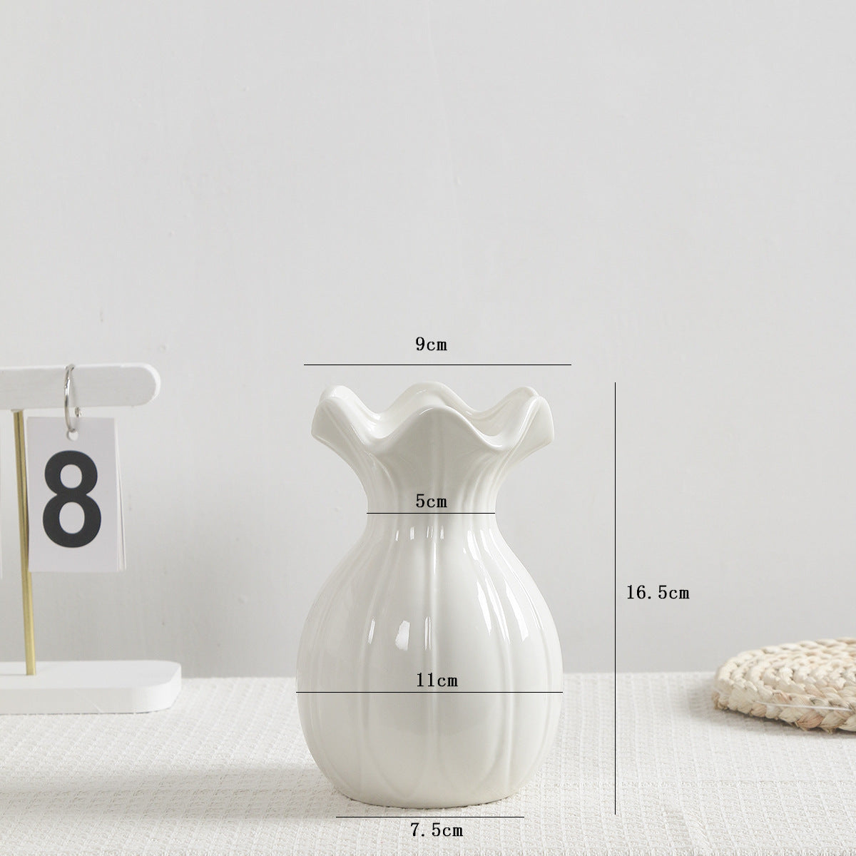 Ceramic vase