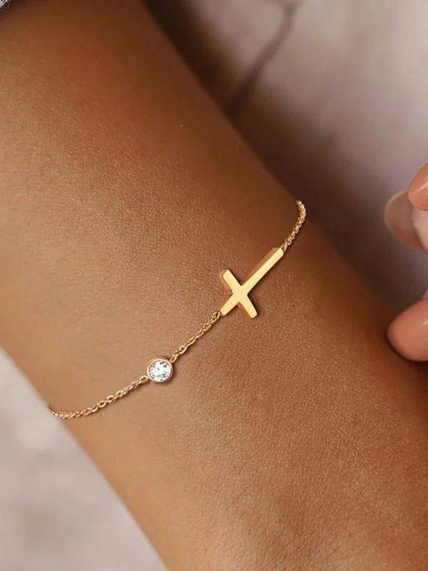 Chain-style cross-shaped bracelet