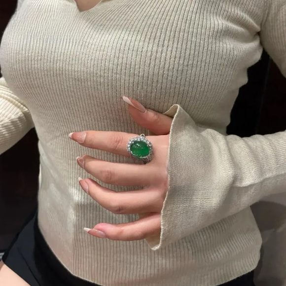 Chalcedony Cabochon Silver Ring