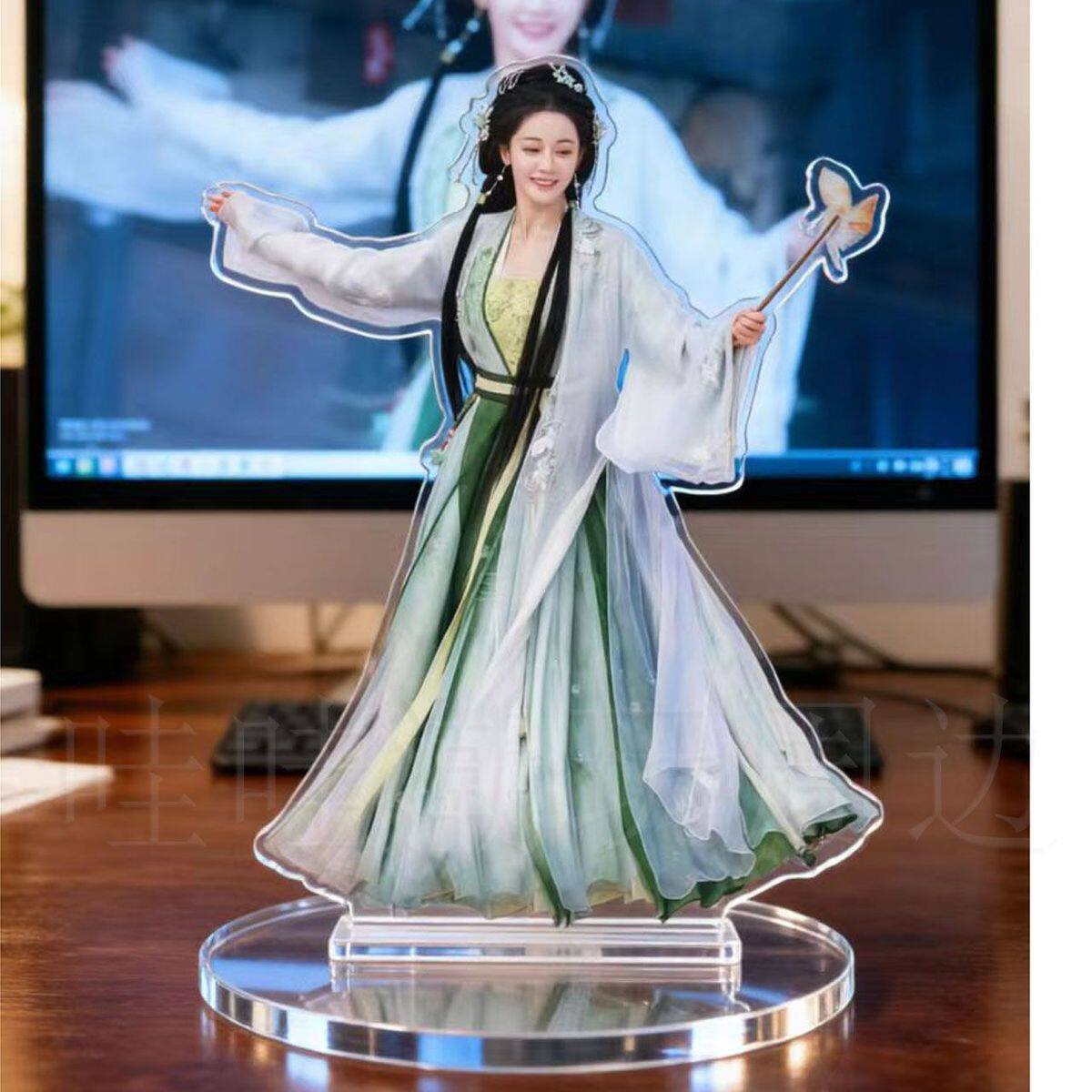 Character Standee from Lantern in the Day Drama