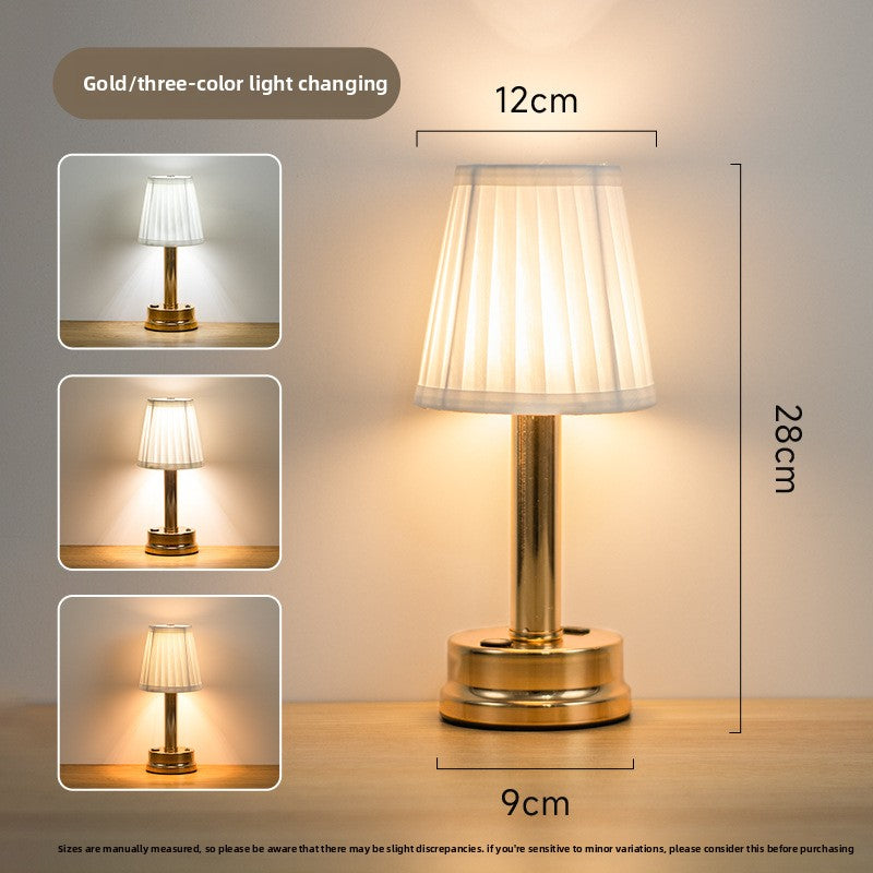 Charging desk lamp