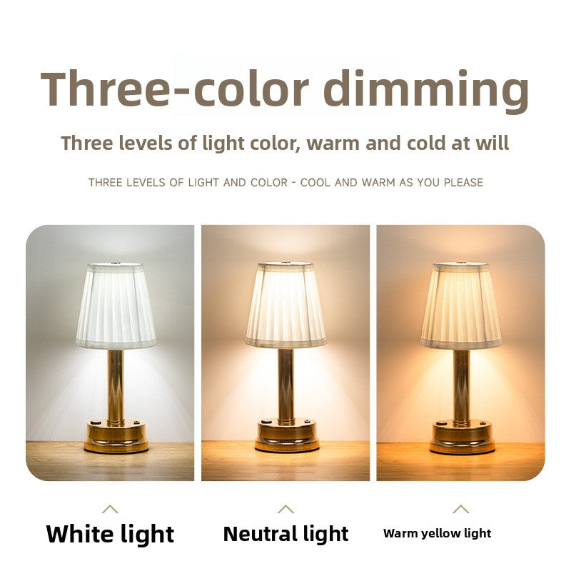 Charging desk lamp