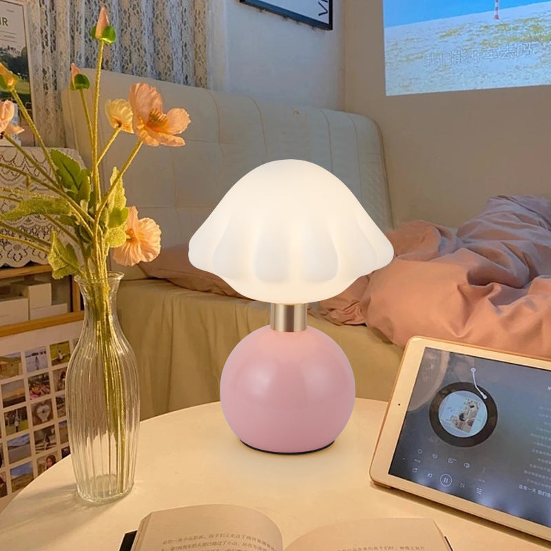 Charging night light