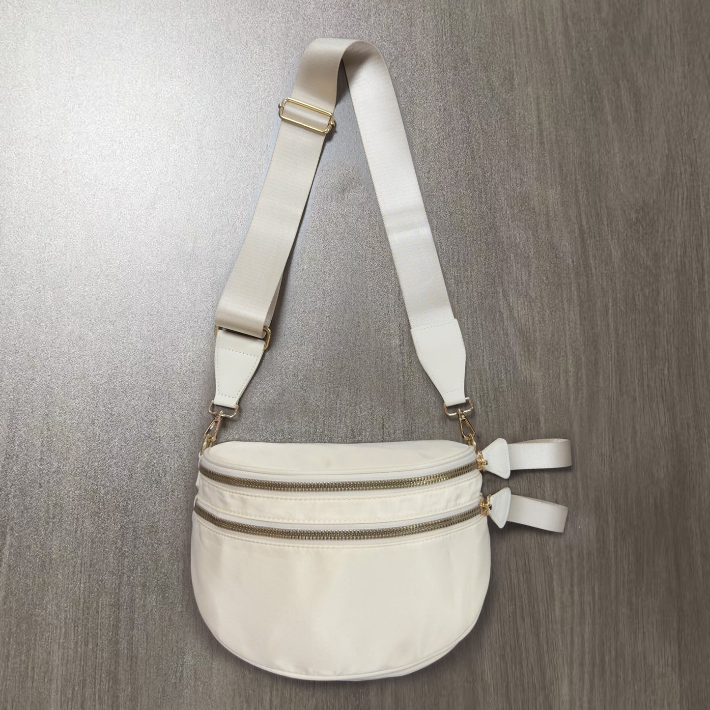 Checkerboard Pattern Crossbody Shell Bag