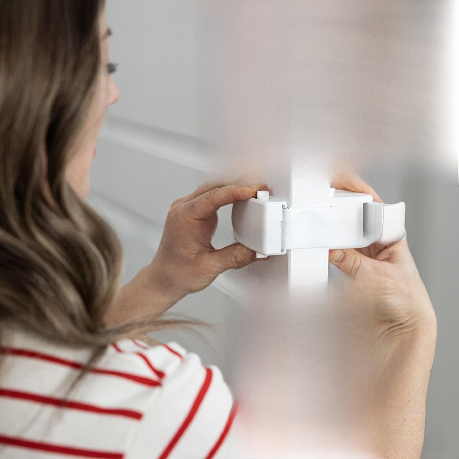 Childproof Safety Lock for Interior Doors