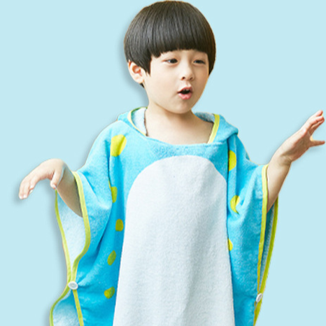 Children's bathrobe
