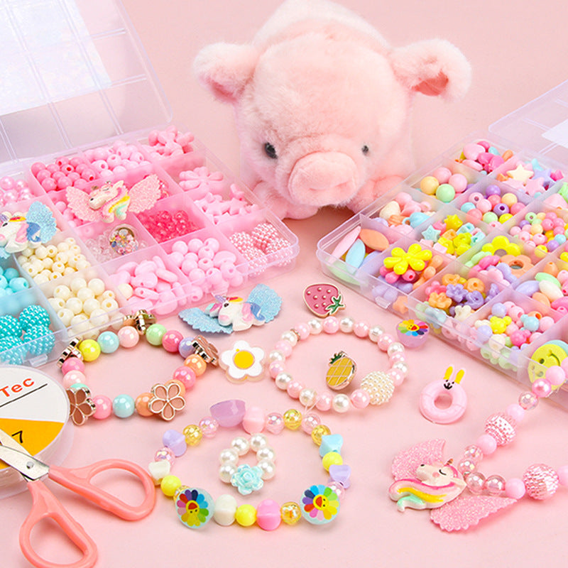 Children's bead stringing toys
