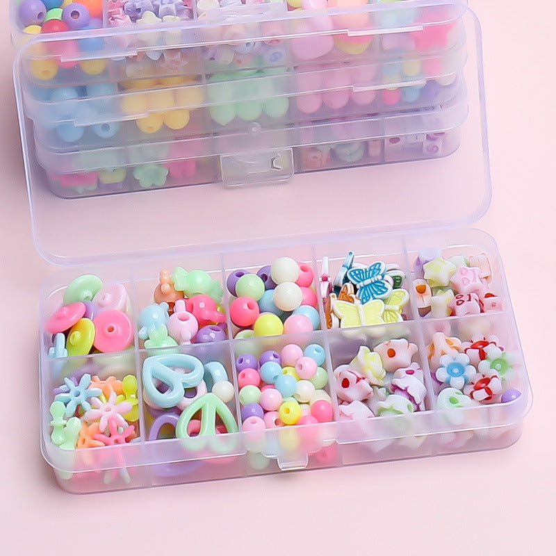 Children's bead stringing toys