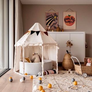 Children's Canvas Play Tent with 8 Doors