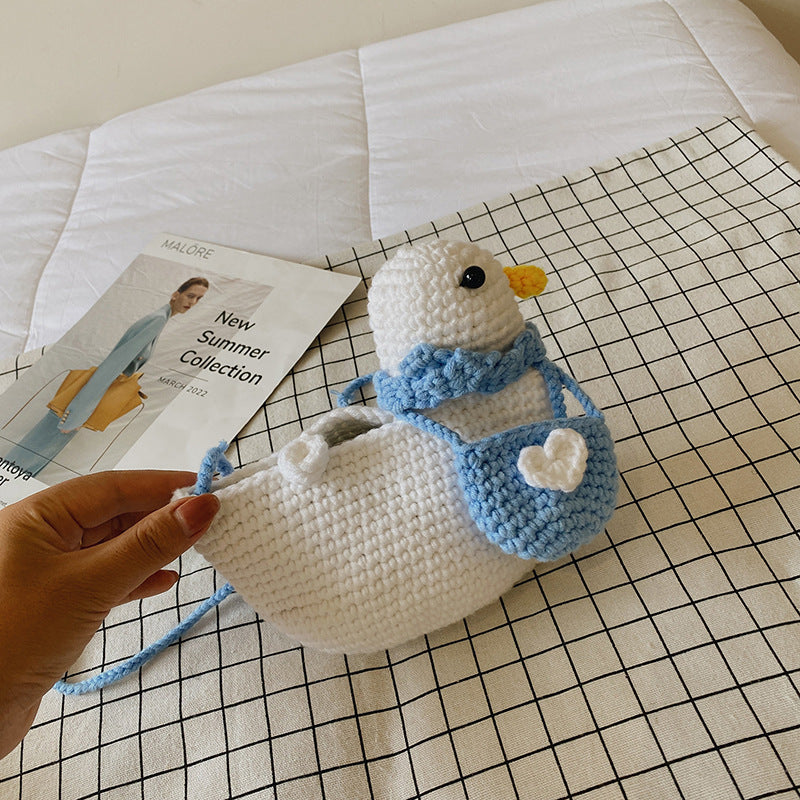 Children's Hand-woven Duck Crossbody Bag