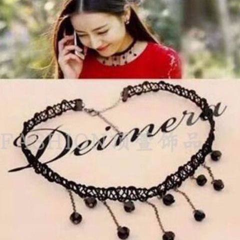 Choker lace necklace