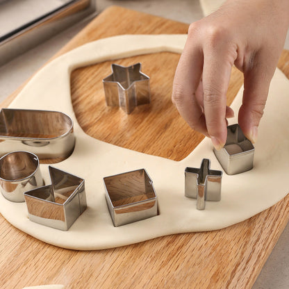Christmas Stainless Steel Cookie Molds 10-Piece Set