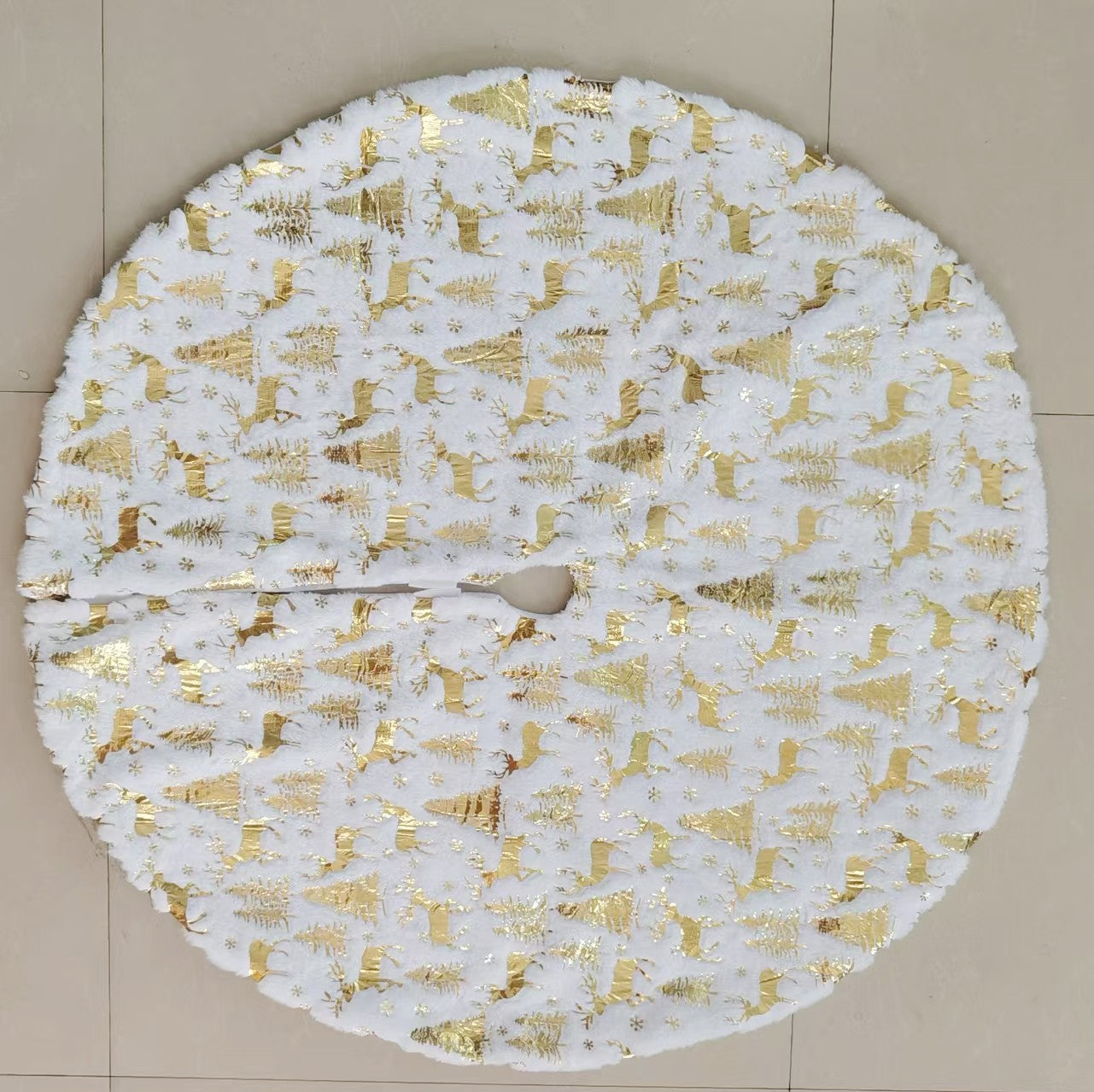 Christmas tree skirt decoration