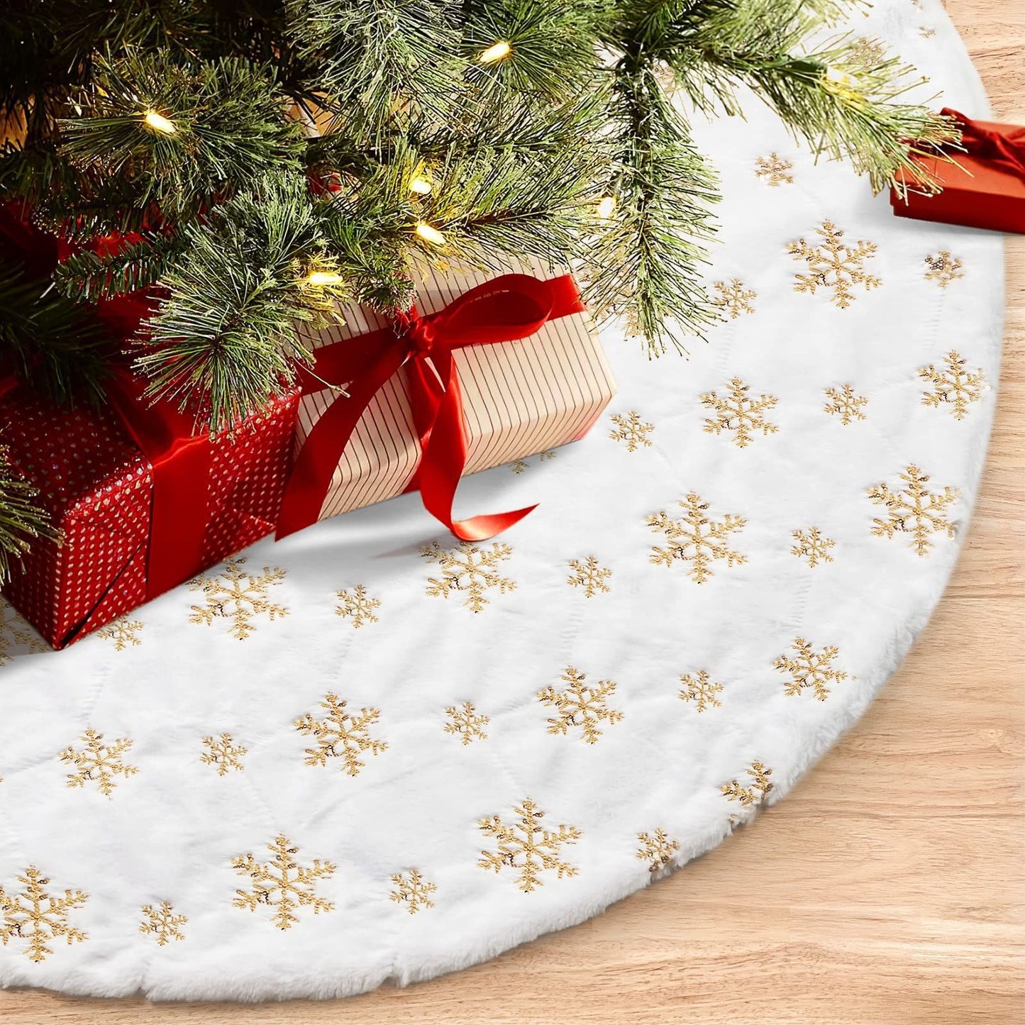 Christmas tree skirt