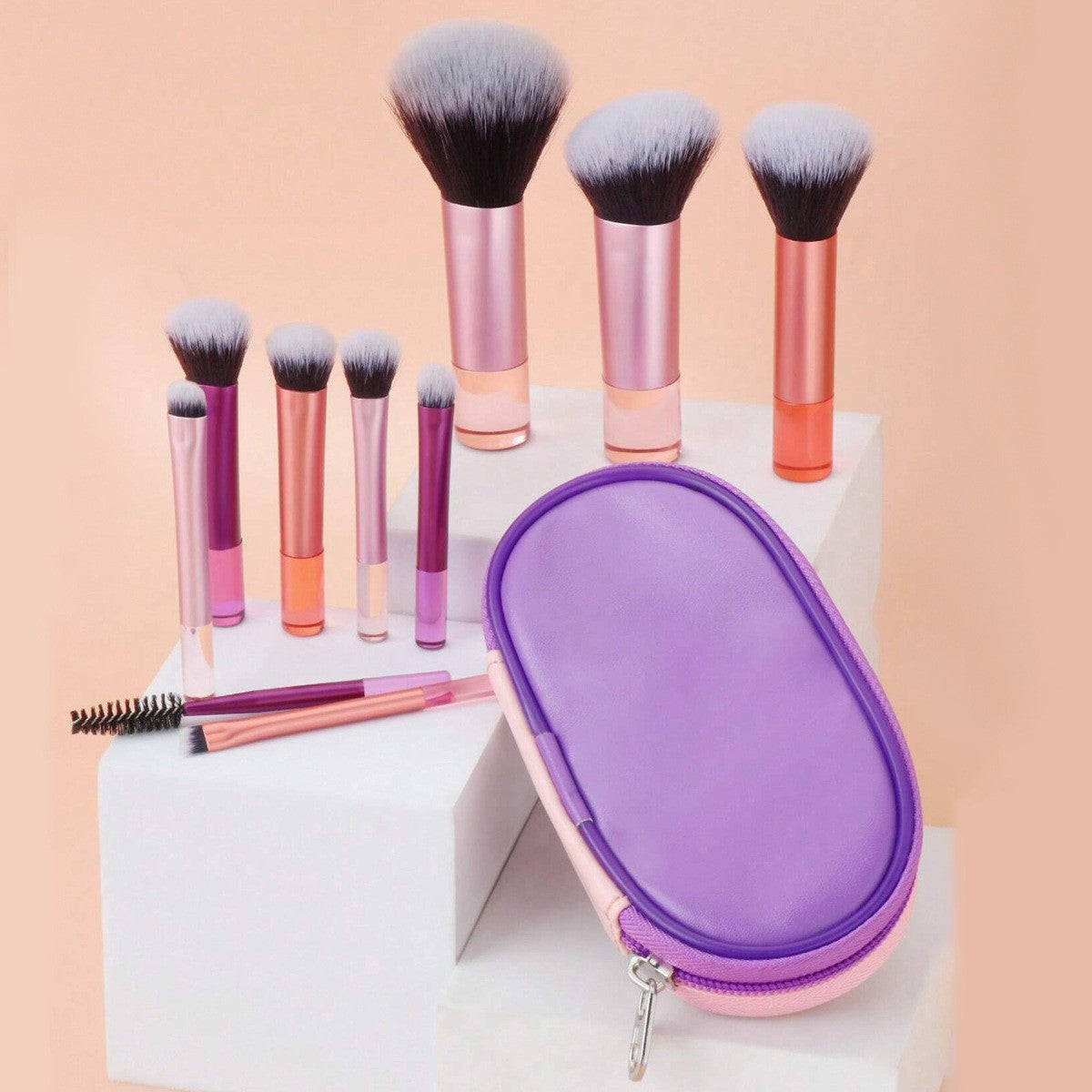 Chubby Makeup Brush for Foundation and Powder