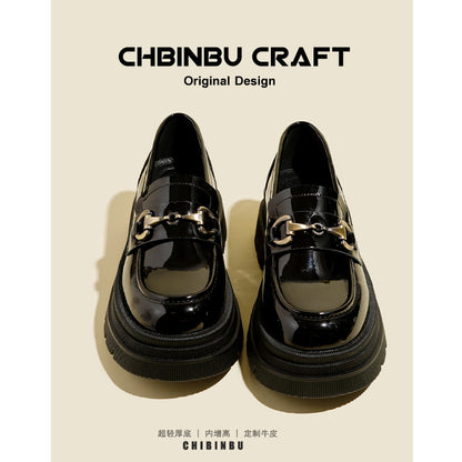 Chunky-soled leather shoes