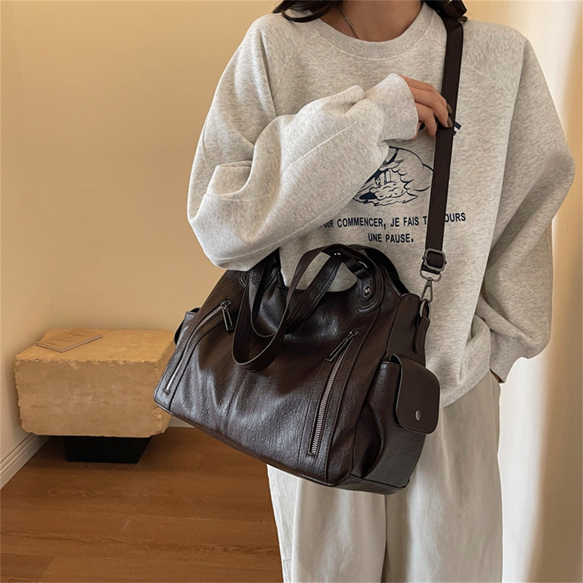 Classic Large Capacity Tote Bag