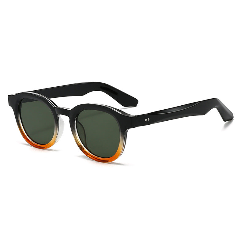 Classic Round Frame Sunglasses