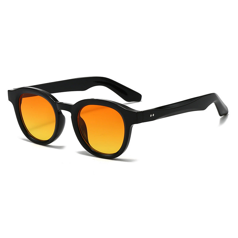 Classic Round Frame Sunglasses
