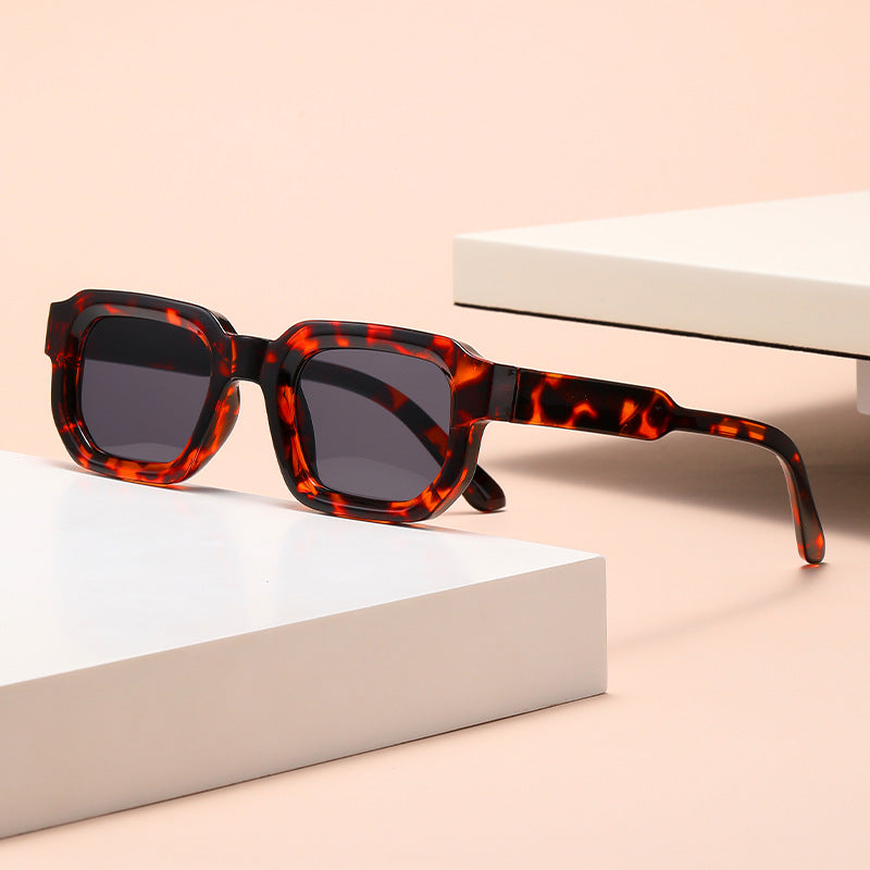 Classic Square Frame Sunglasses