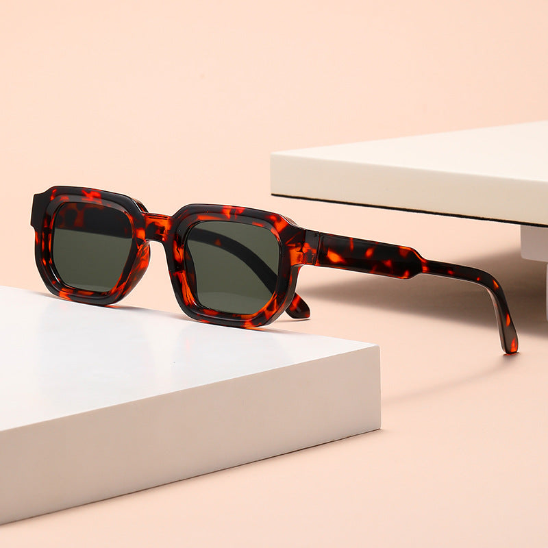 Classic Square Frame Sunglasses