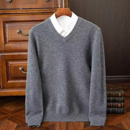 Classic versatile thick wool sweater with round V-neck
