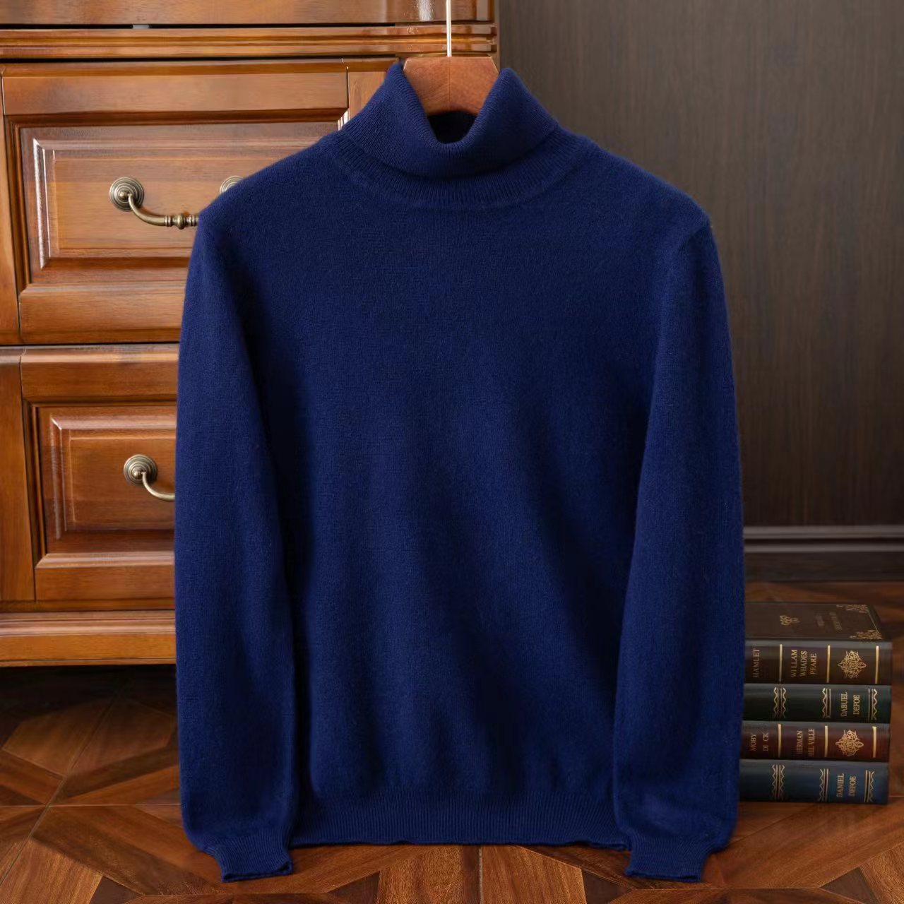 Classic versatile thick wool sweater with round V-neck
