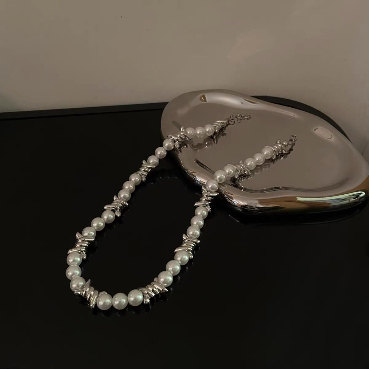 Clavicle chain