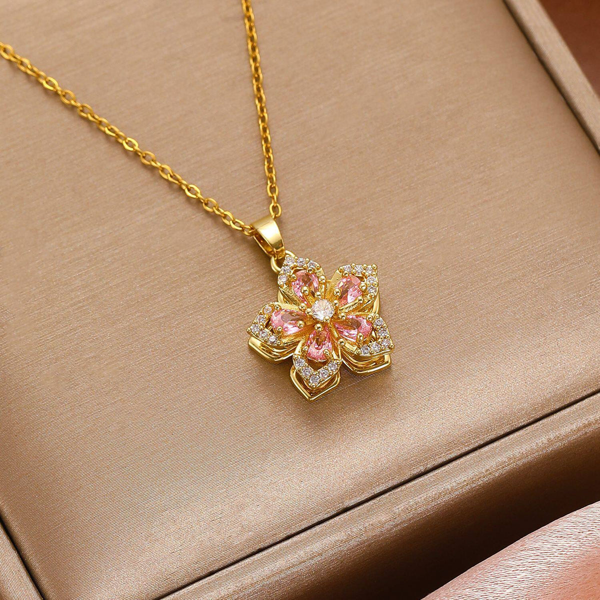 Clavicle Chain