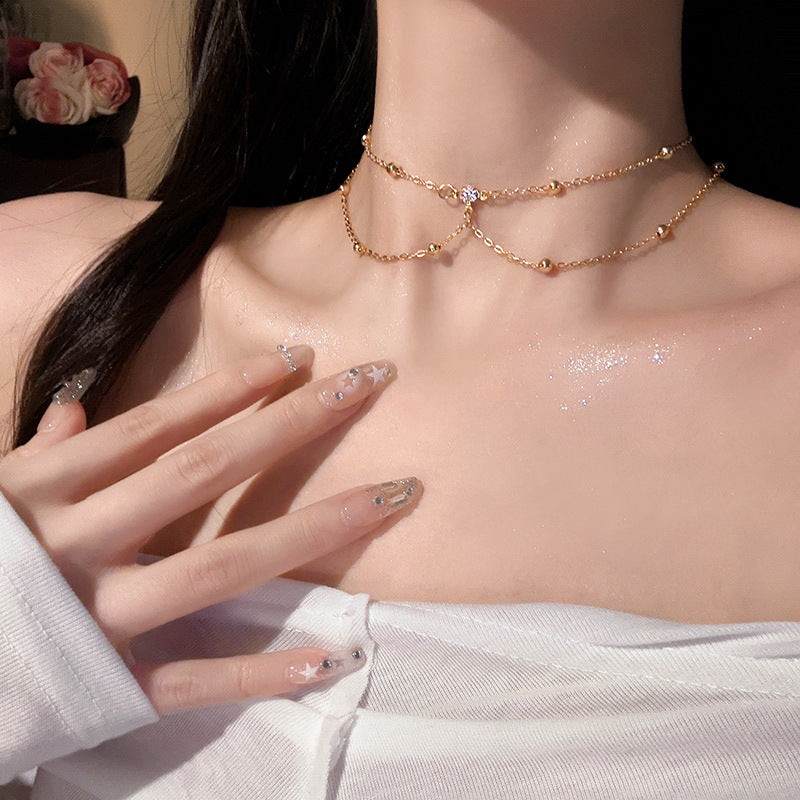 Clavicle necklace